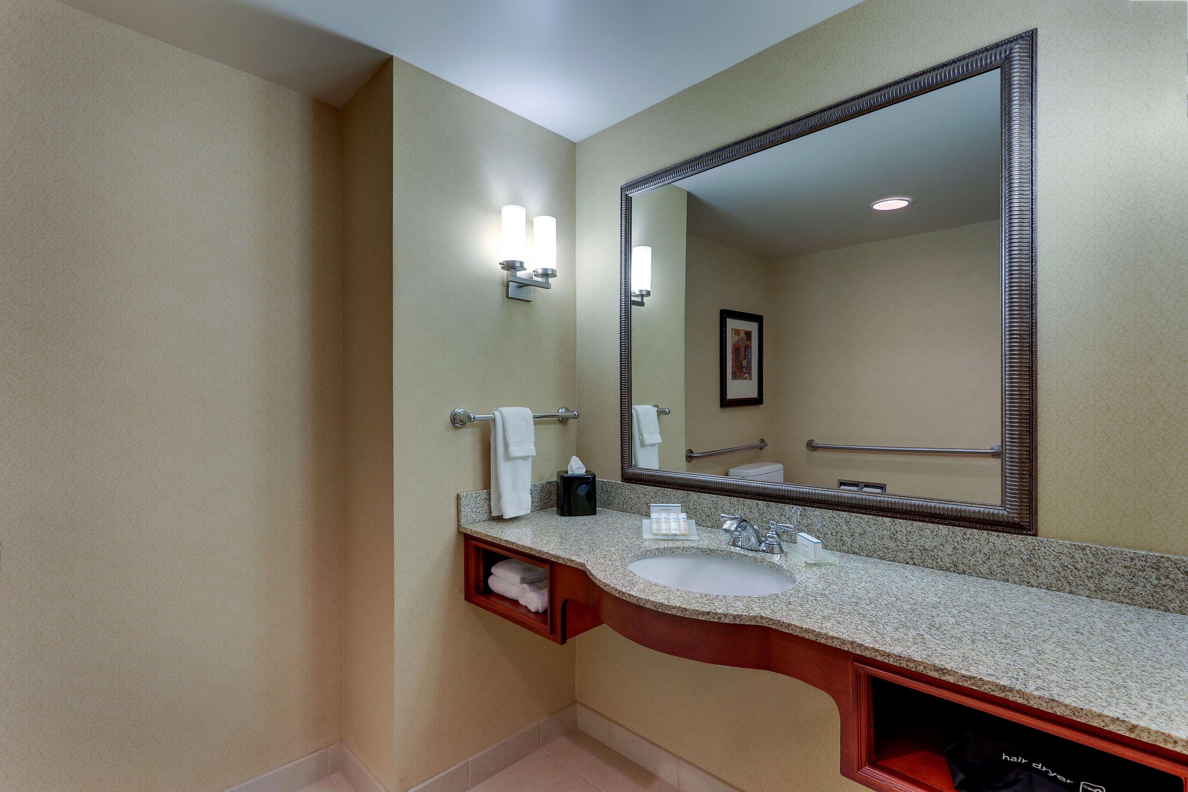 Hilton Garden Inn Indianapolis Airport Plainfield Eksteriør billede